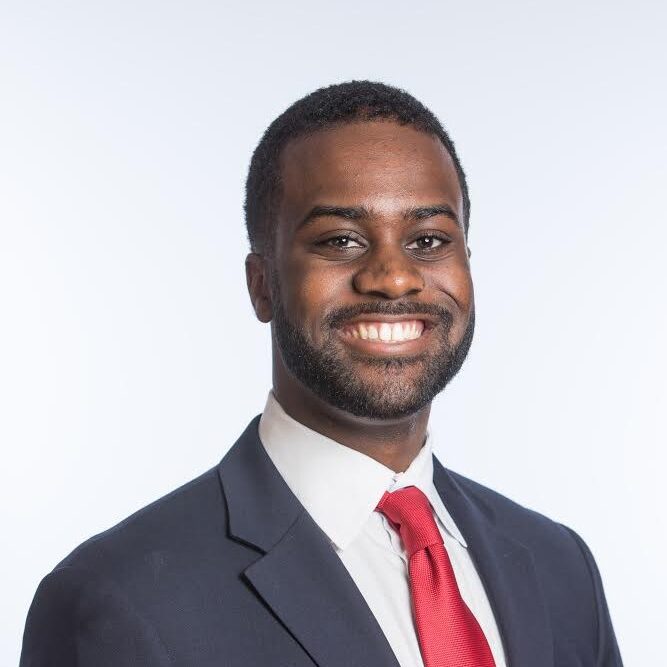 Gevin Reynolds Headshot (2)